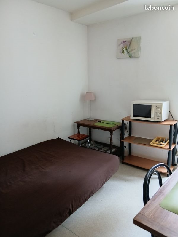 Appartement à louer, 14m², Cahors