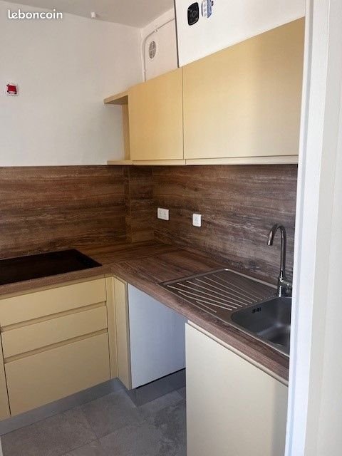 Appartement à louer, 45m², Bastia