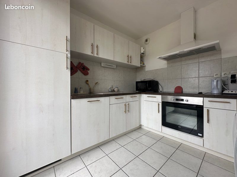 Appartement à louer, 45m², Lons-le-Saunier