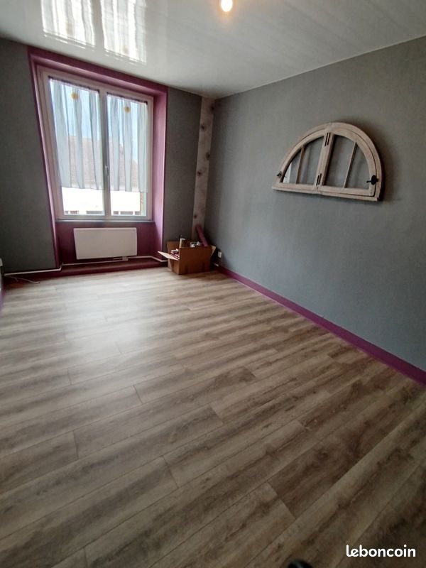 Maison à vendre, 1427m², Jussey
