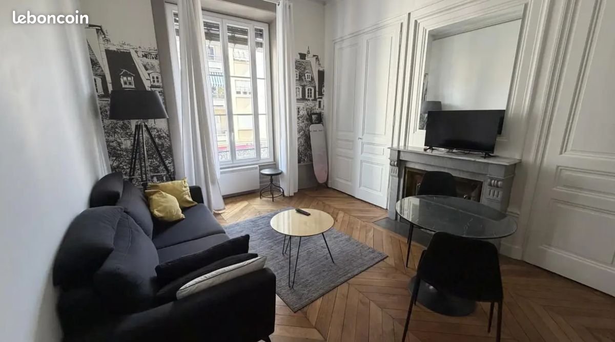 Appartement à louer, 31m², Paris 18ème