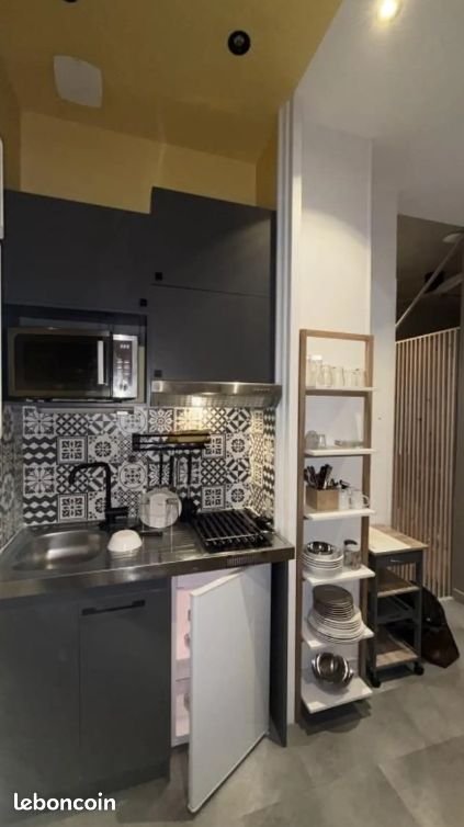 Appartement à louer, 31m², Paris 18ème