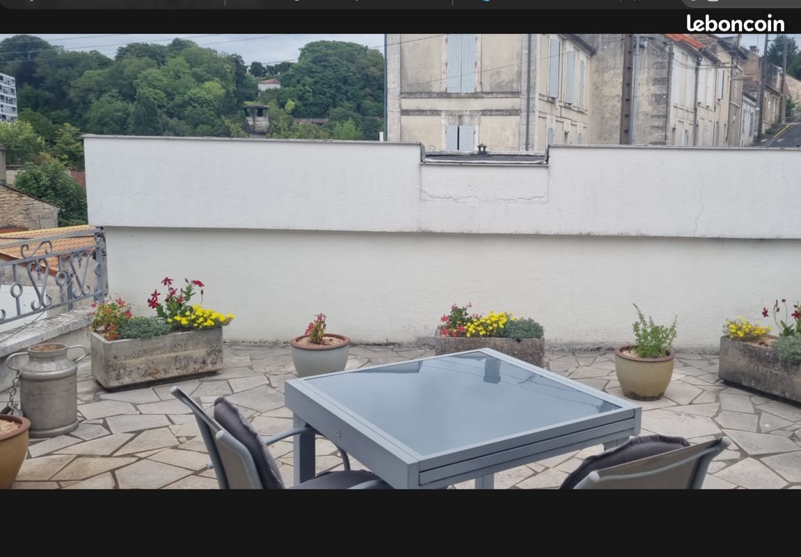 Appartement à louer, 116m², Angoulême