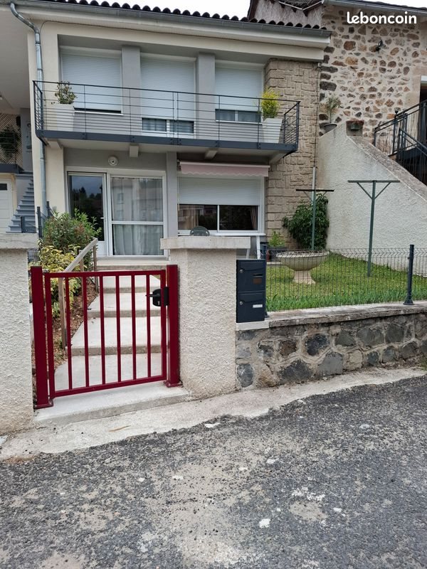 Appartement à louer, 61m², Laussonne