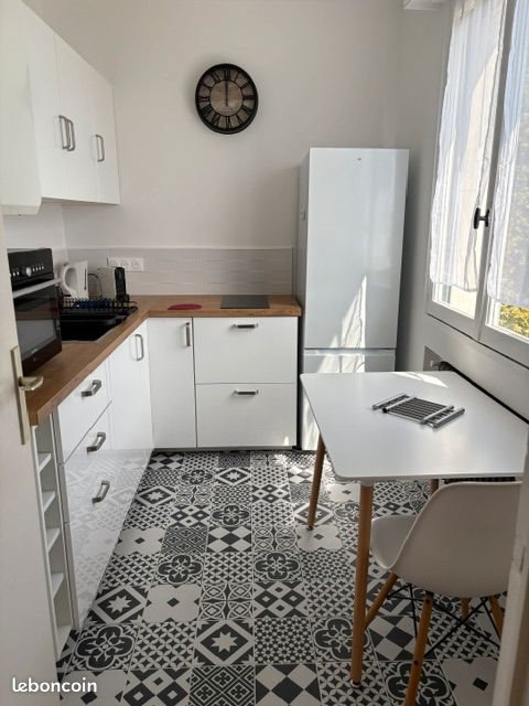 Appartement à louer, 32m², Tours