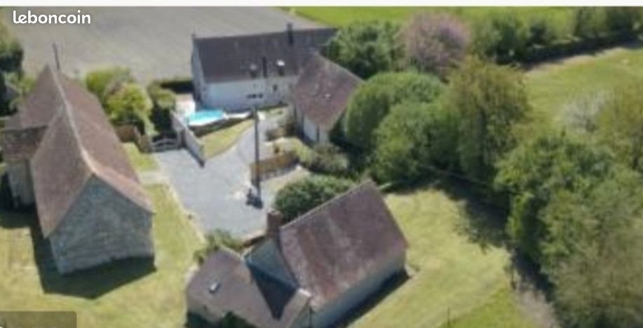 Maison à vendre, 226m², Saint-Genou