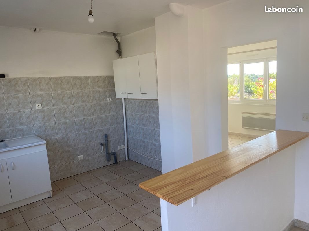 Appartement à louer, 55m², Saint-Léger-des-Vignes