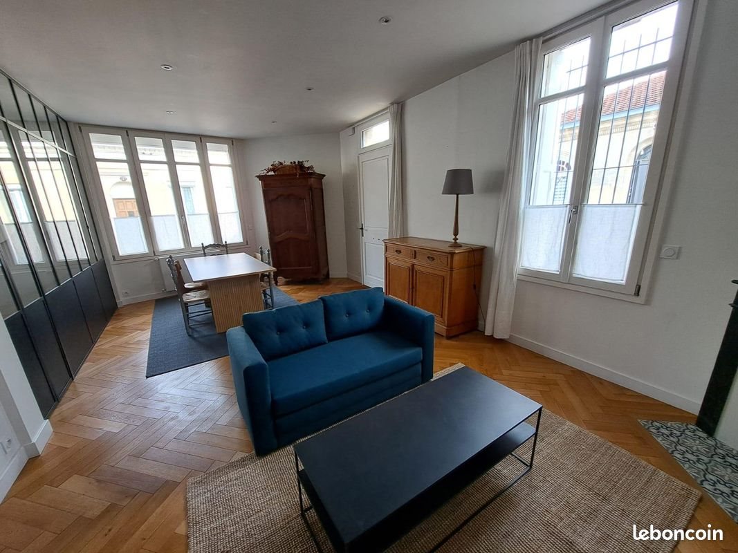 Appartement à louer, 58m², Bordeaux