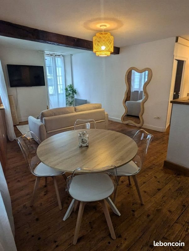 Appartement à louer, 48m², Aurillac
