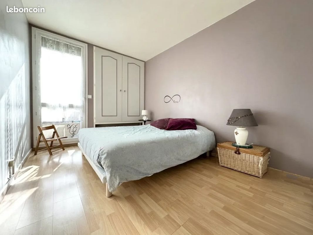 Appartement à vendre, 67m², Élancourt