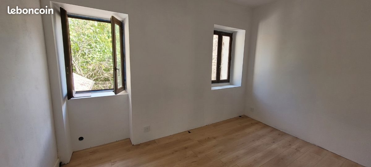 Maison à louer, 80m², Dun-le-Palestel