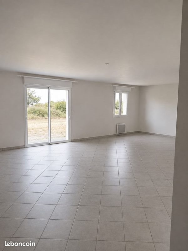 Maison à louer, 100m², Hautefage-la-Tour