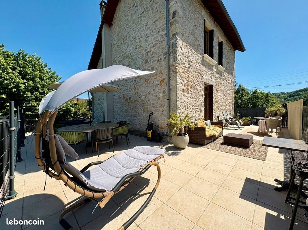 Maison à vendre, 200m², Terrasson-Lavilledieu