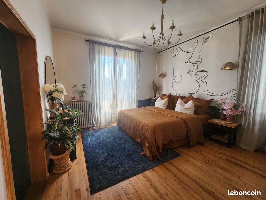 Maison à vendre, 200m², Terrasson-Lavilledieu