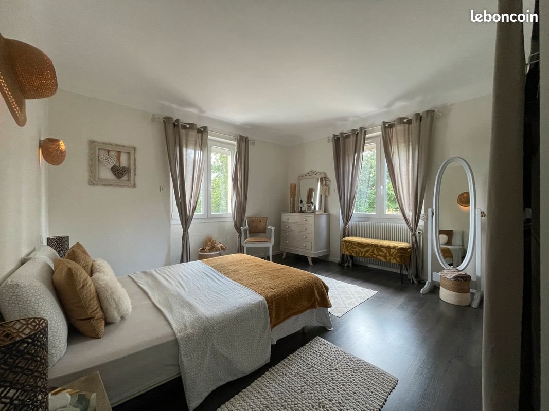 Appartement à louer, 140m², Sarlat-la-Canéda