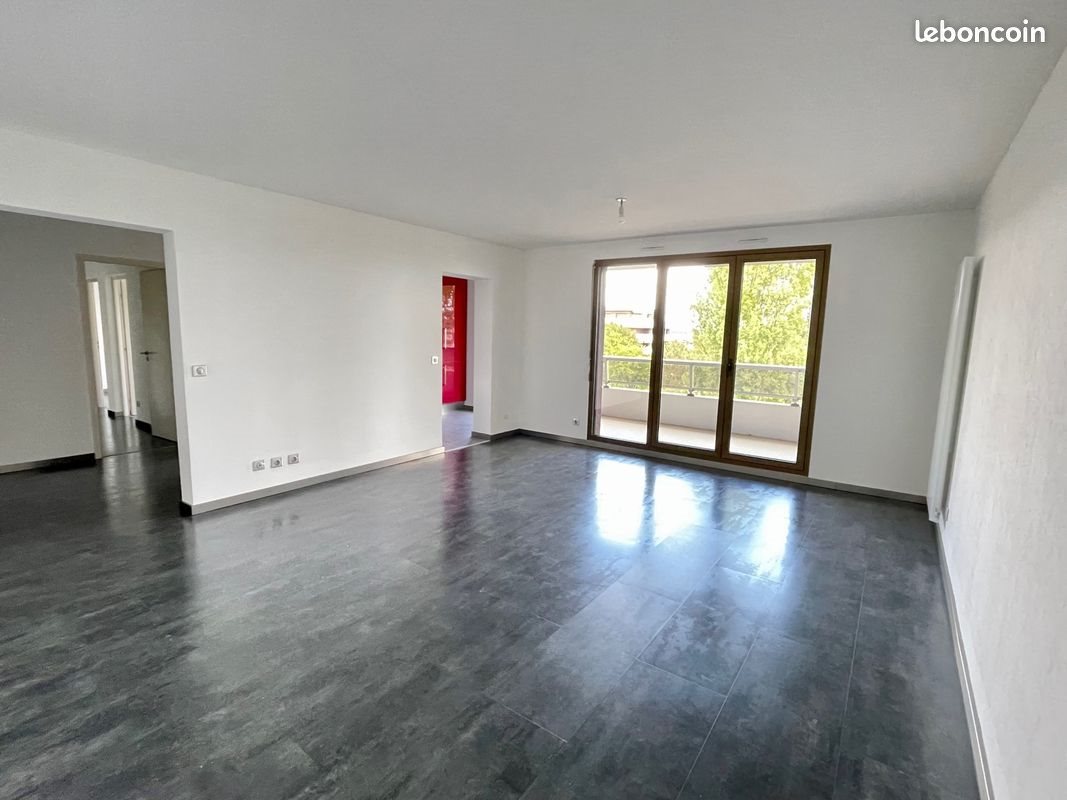 Appartement à louer, 84m², Ferney-Voltaire