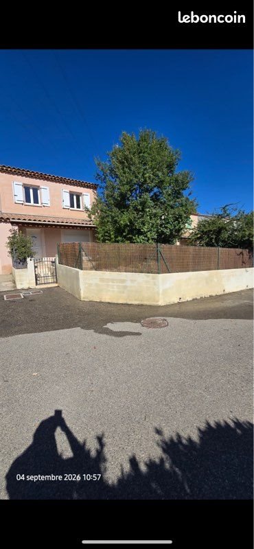 Maison à louer, 90m², Sainte-Tulle