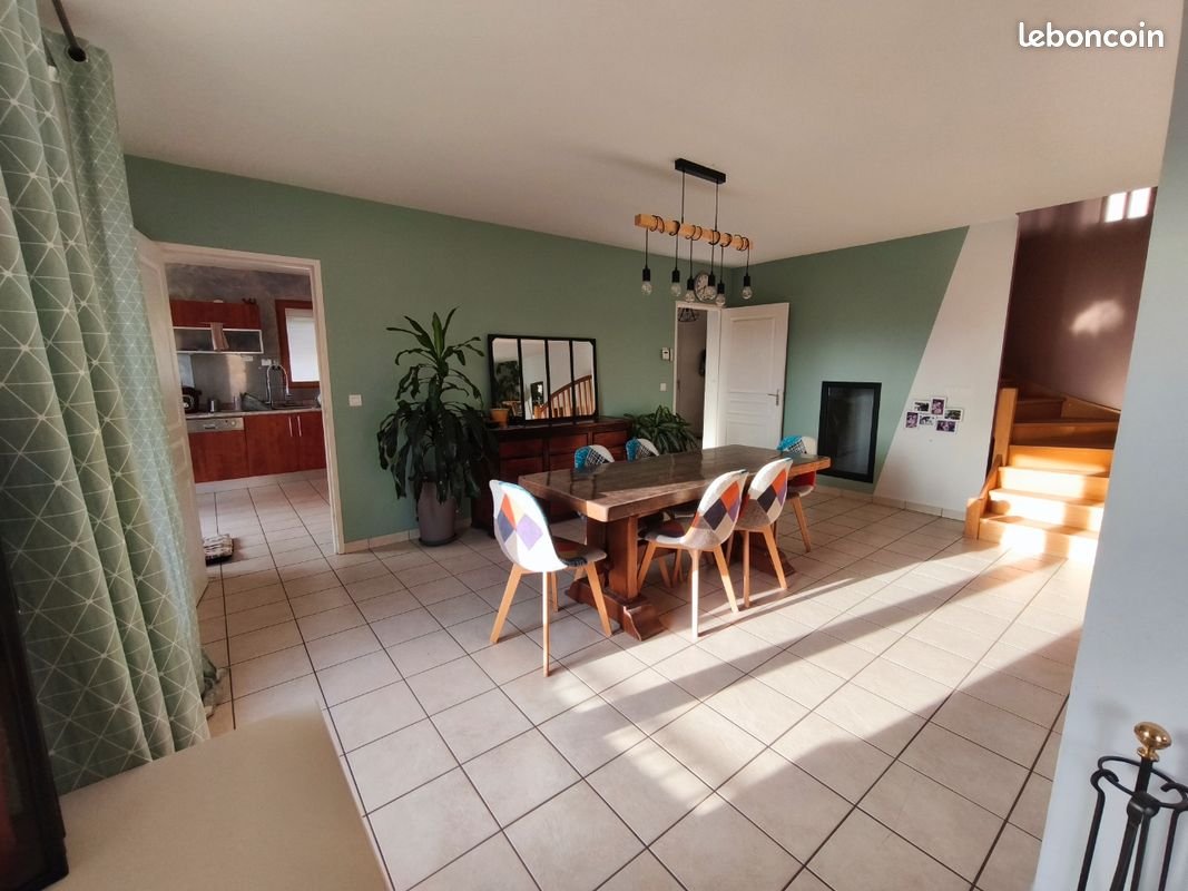 Maison à vendre, 245m², Mur-sur-Allier
