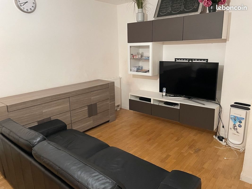 Appartement à louer, 74m², Massy
