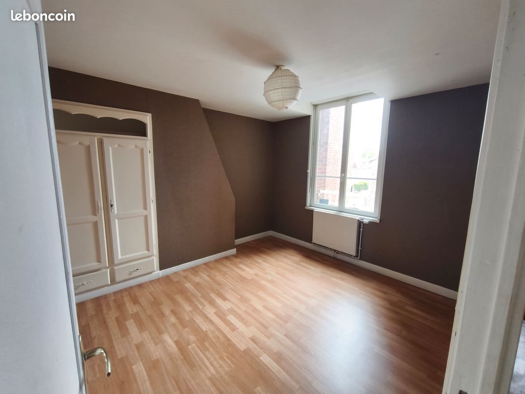 Appartement à louer, 100m², Roisel