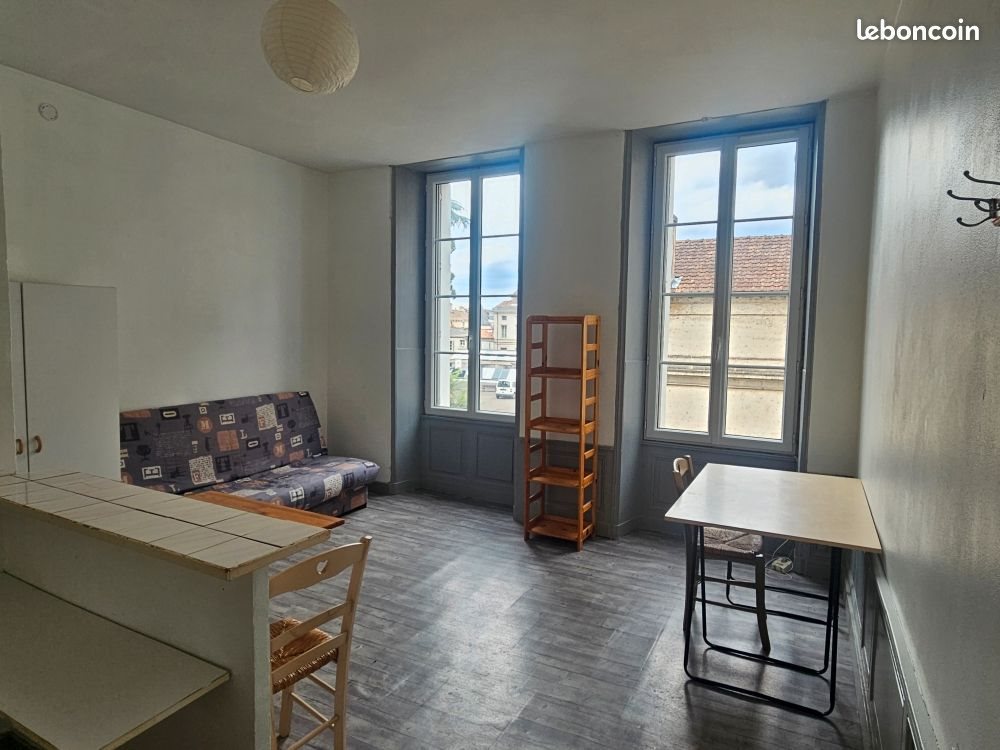 Appartement à louer, 23m², Angoulême