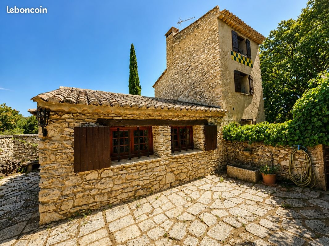 Maison à vendre, 115m², Saint-Saturnin-lès-Apt