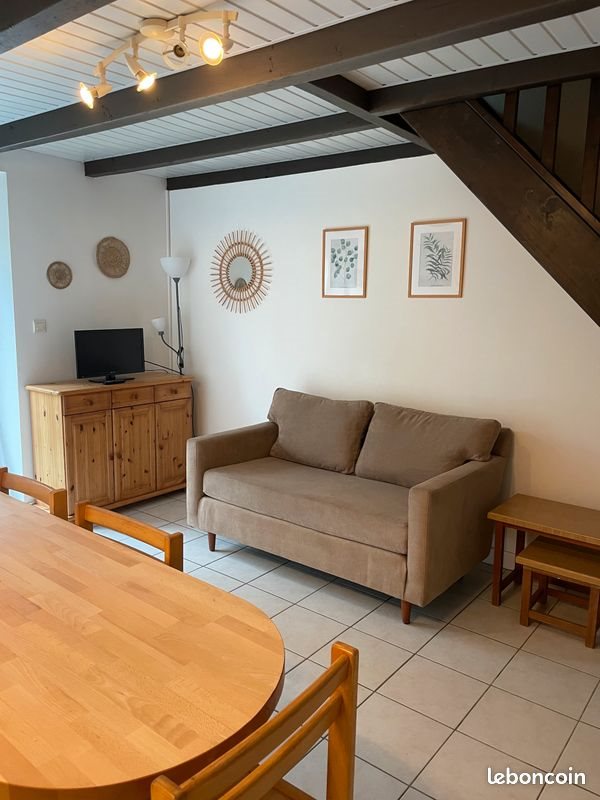 Appartement à louer, 45m², Pluvigner