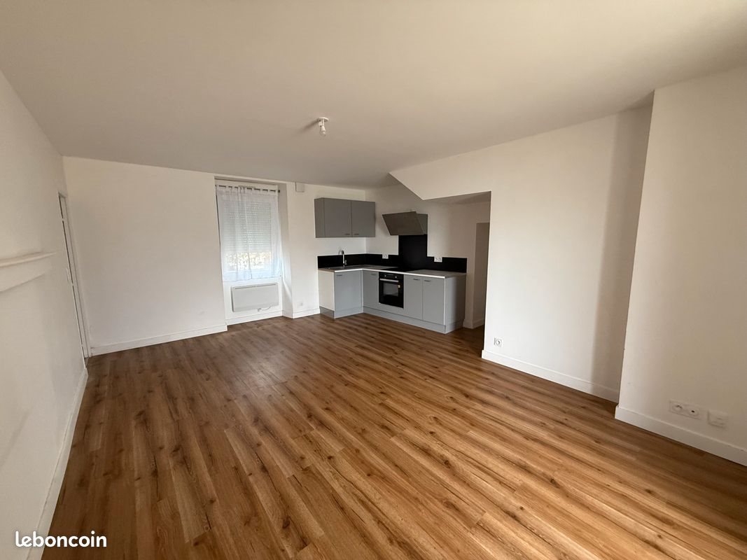 Appartement à louer, 65m², Châteaubourg