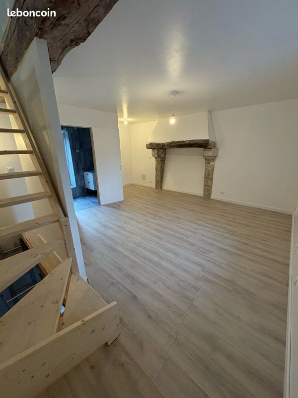 Maison à louer, 70m², Souvigné