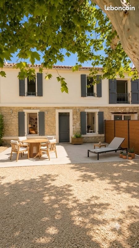 Appartement à louer, 40m², Arles