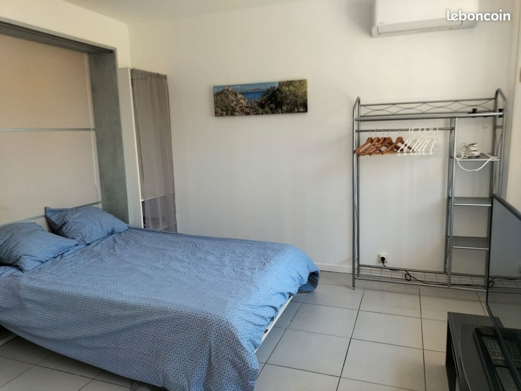 Appartement à louer, 29m², Marseille 8ème