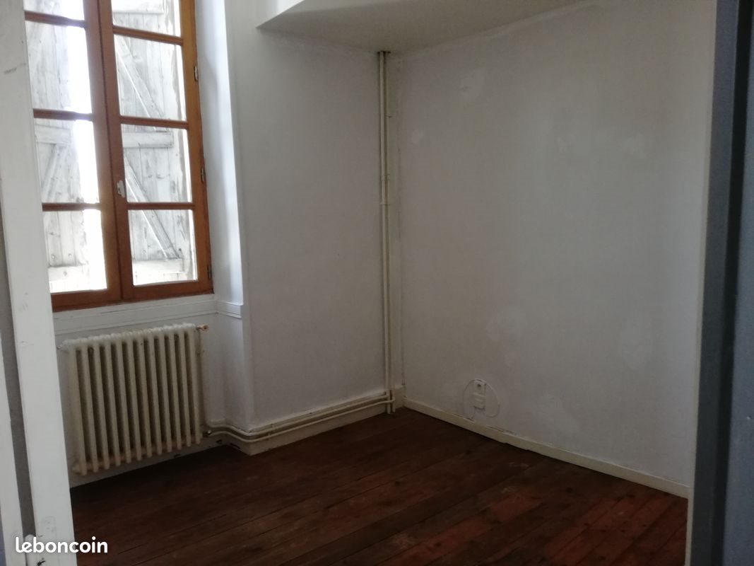 Appartement à louer, 80m², Mirande
