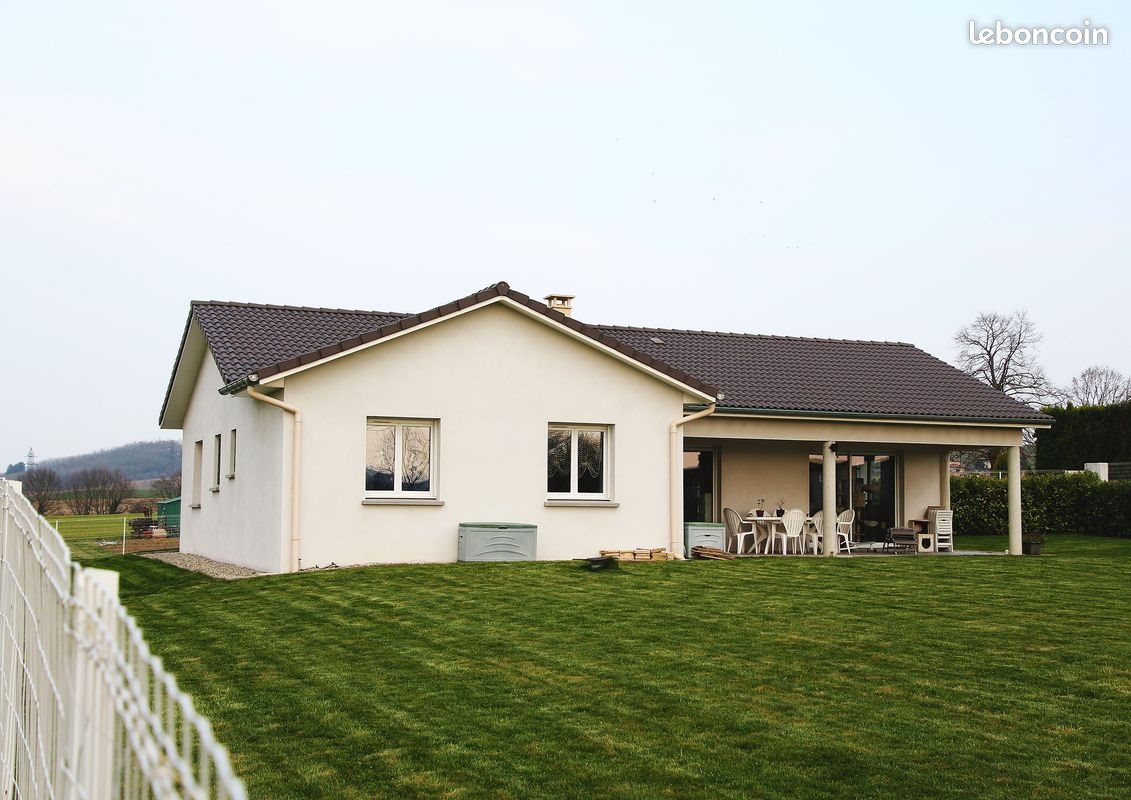 Maison à louer, 128m², Pont-Evêque