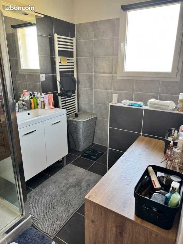 Maison à louer, 128m², Pont-Evêque