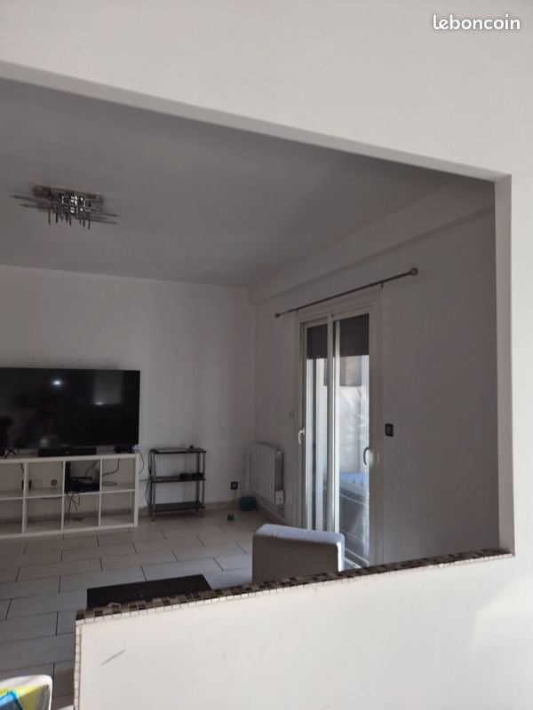 Maison à louer, 67m², Toulon