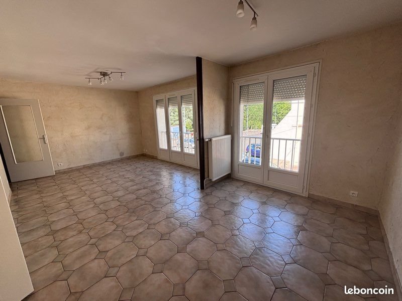 Appartement à louer, 80m², Le Coteau