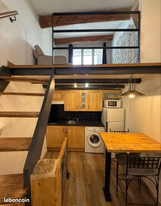 Maison à louer, 28m², Cadenet