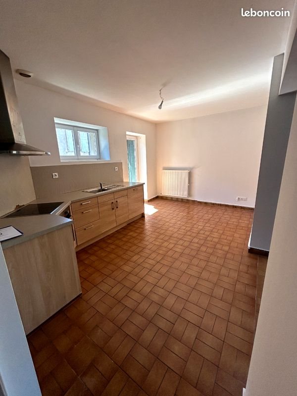 Appartement à louer, 84m², Yenne