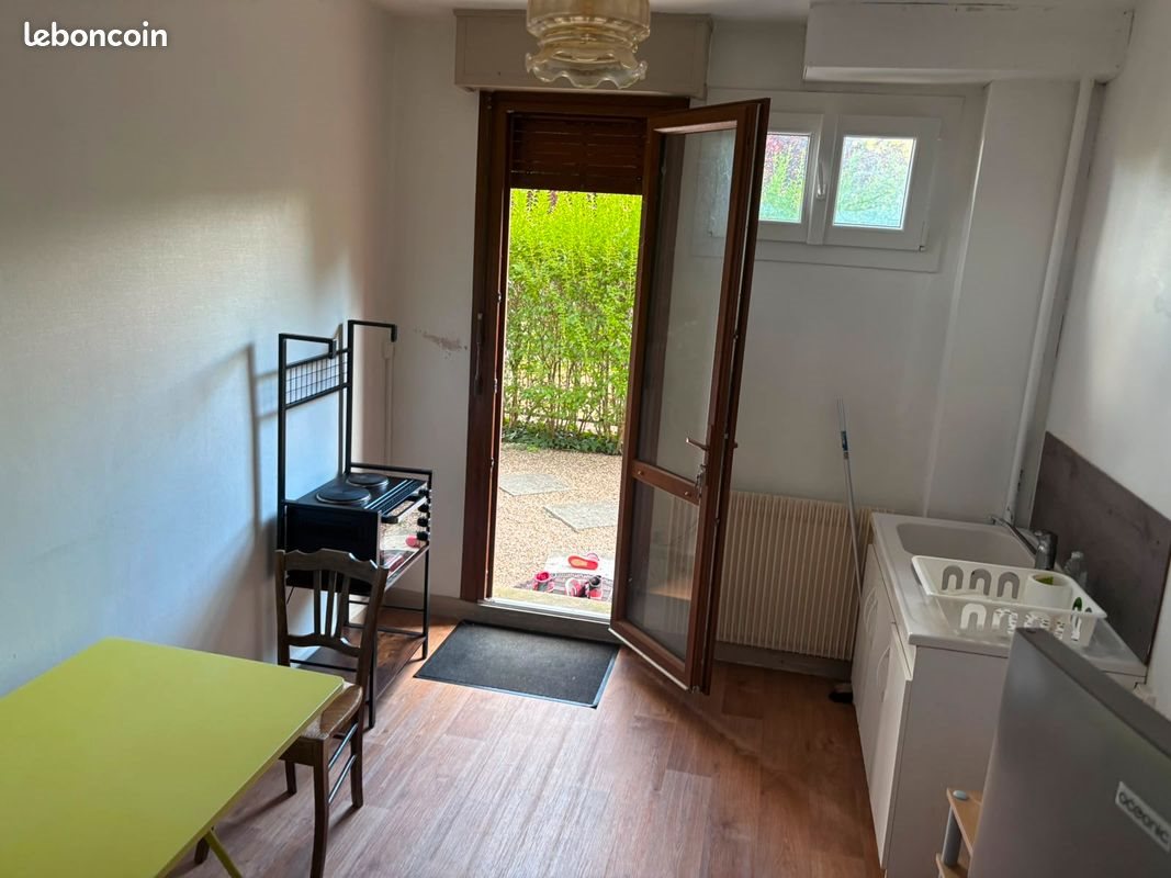 Appartement à louer, 25m², Le Creusot