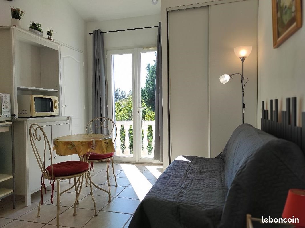 Appartement à louer, 19m², Saint-Andiol