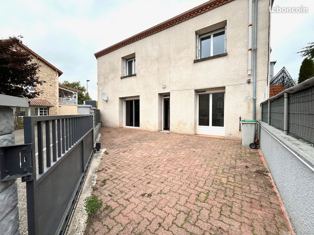 Appartement à louer, 101m², Penne-d'Agenais