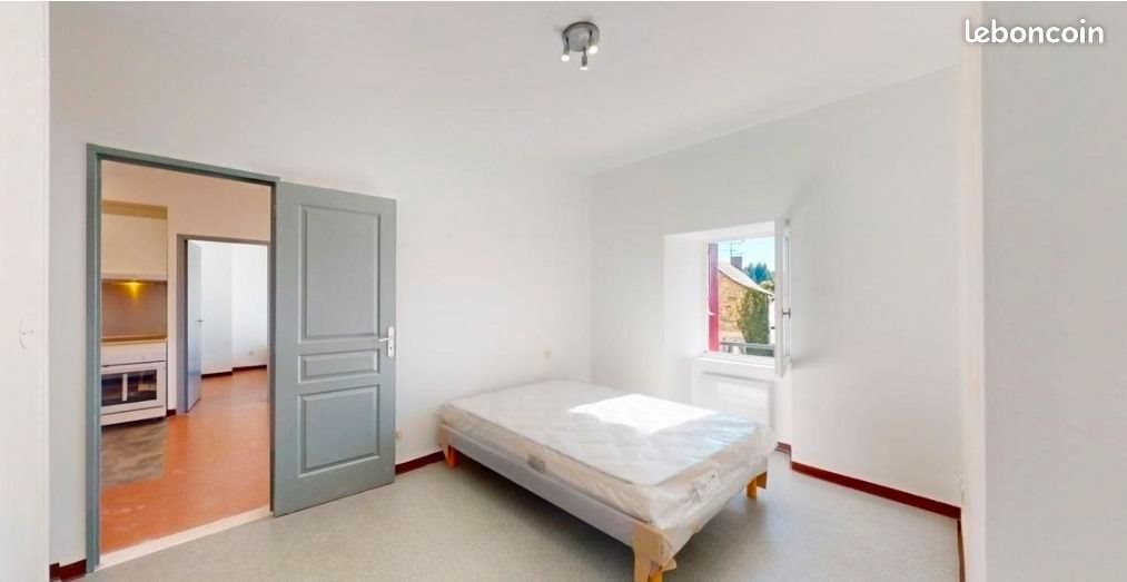 Appartement à louer, 45m², Salmiech