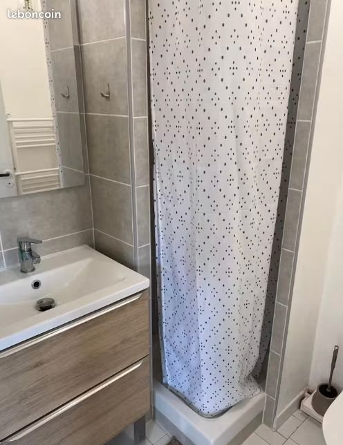 Appartement à louer, 20m², Nîmes