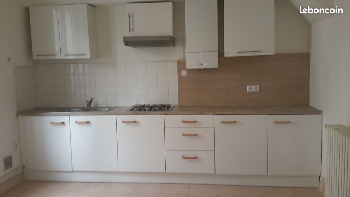 Appartement à louer, 703m², Castres