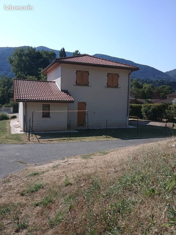 Maison à louer, 105m², Vif