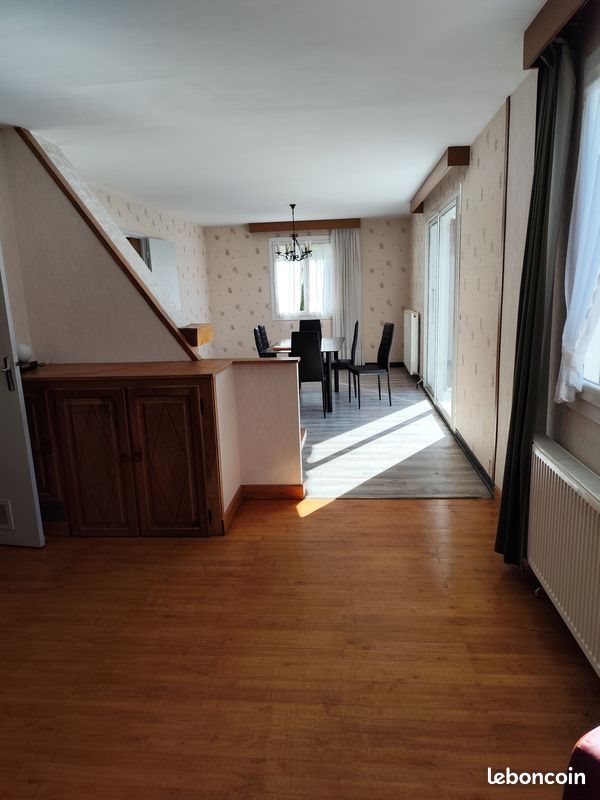 Maison à vendre, 145m², Seyne (Le Grand Puy)