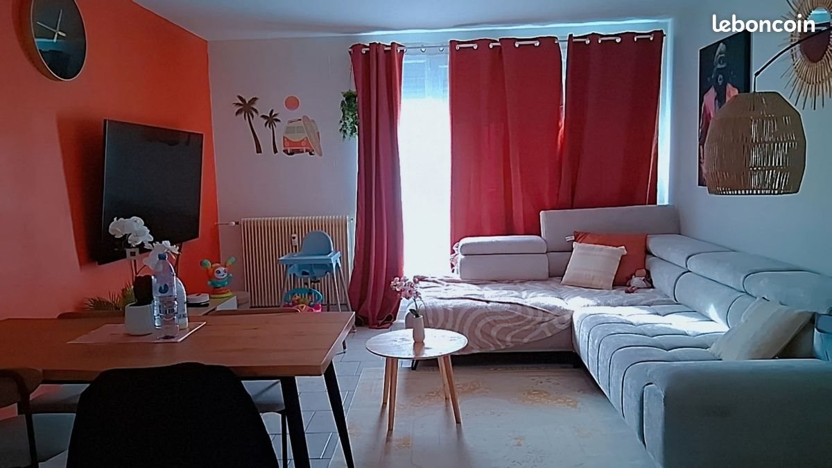Appartement à vendre, 80m², Givet