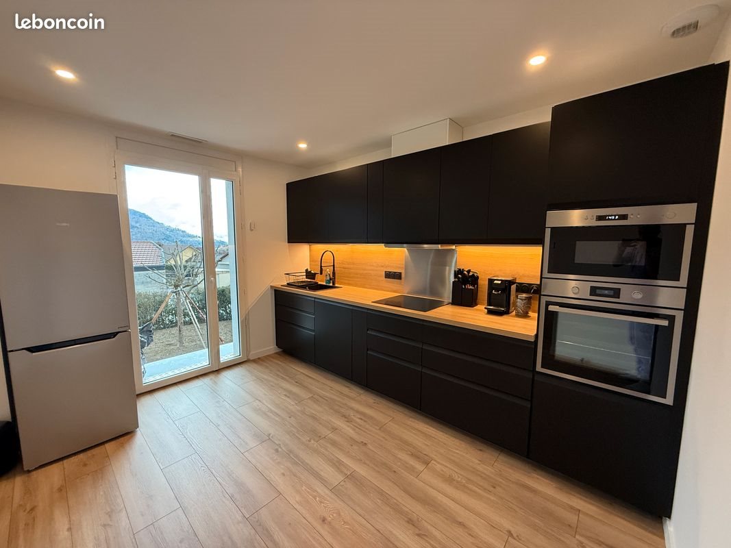 Maison à louer, 79m², Saint-Pierre-d'Allevard