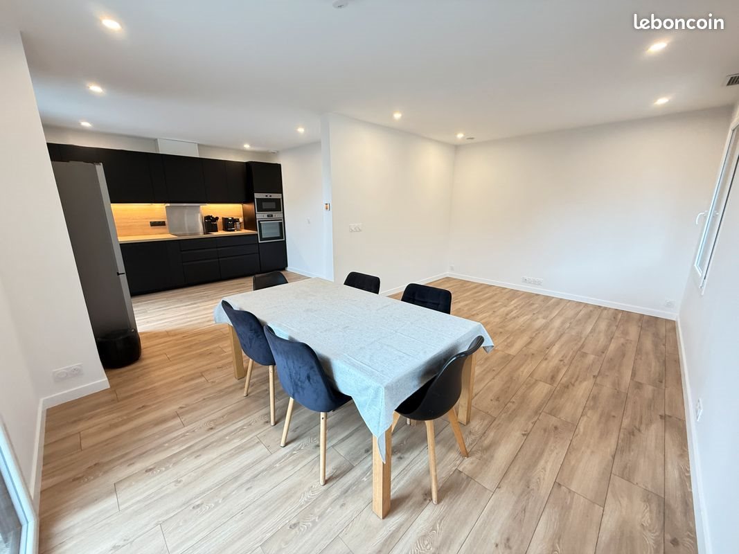 Maison à louer, 79m², Saint-Pierre-d'Allevard