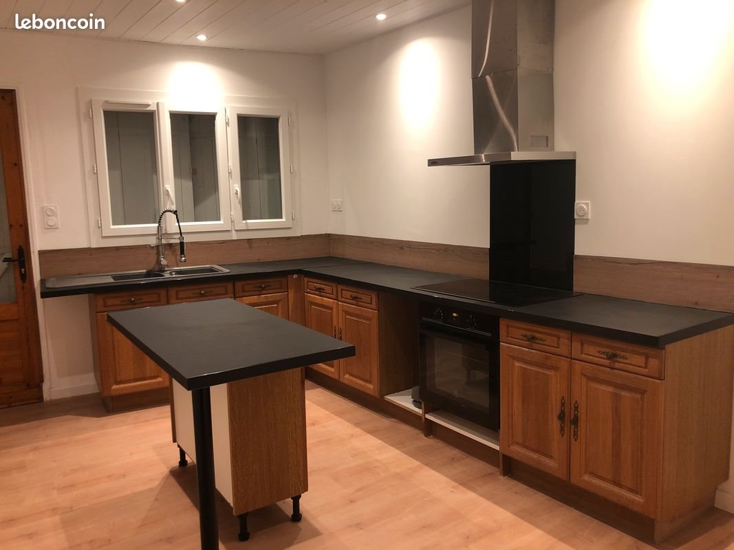 Maison à louer, 86m², Blasimon